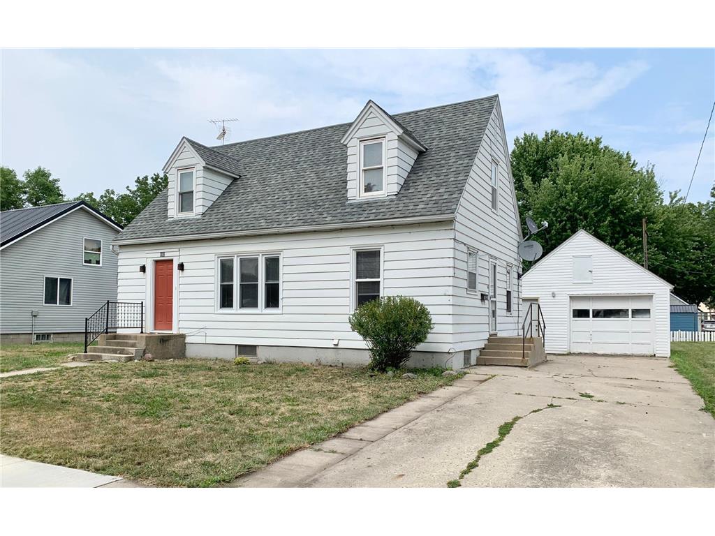 Reiner Real Estate Residential Listings